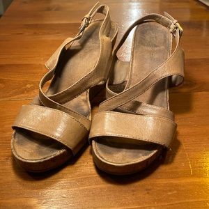 Aerosoles Sandal Wedges w/ Leather Upper - Size 9 - 3in - Used